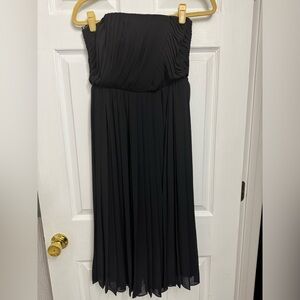 & Other Stories Black Strapless Pleated dress in Size 6 (E5)
